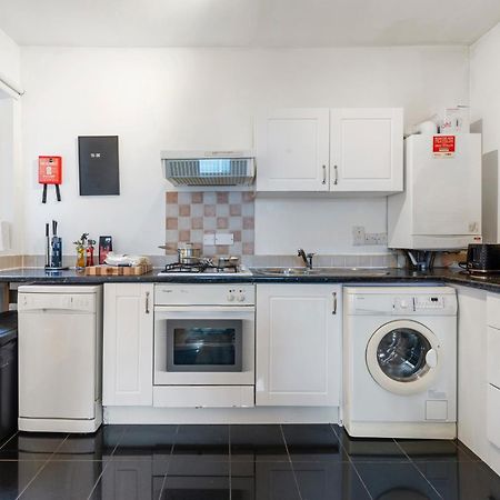 Modern Living In The Heart Of Covent Garden! 6Bc Apartment London Luaran gambar